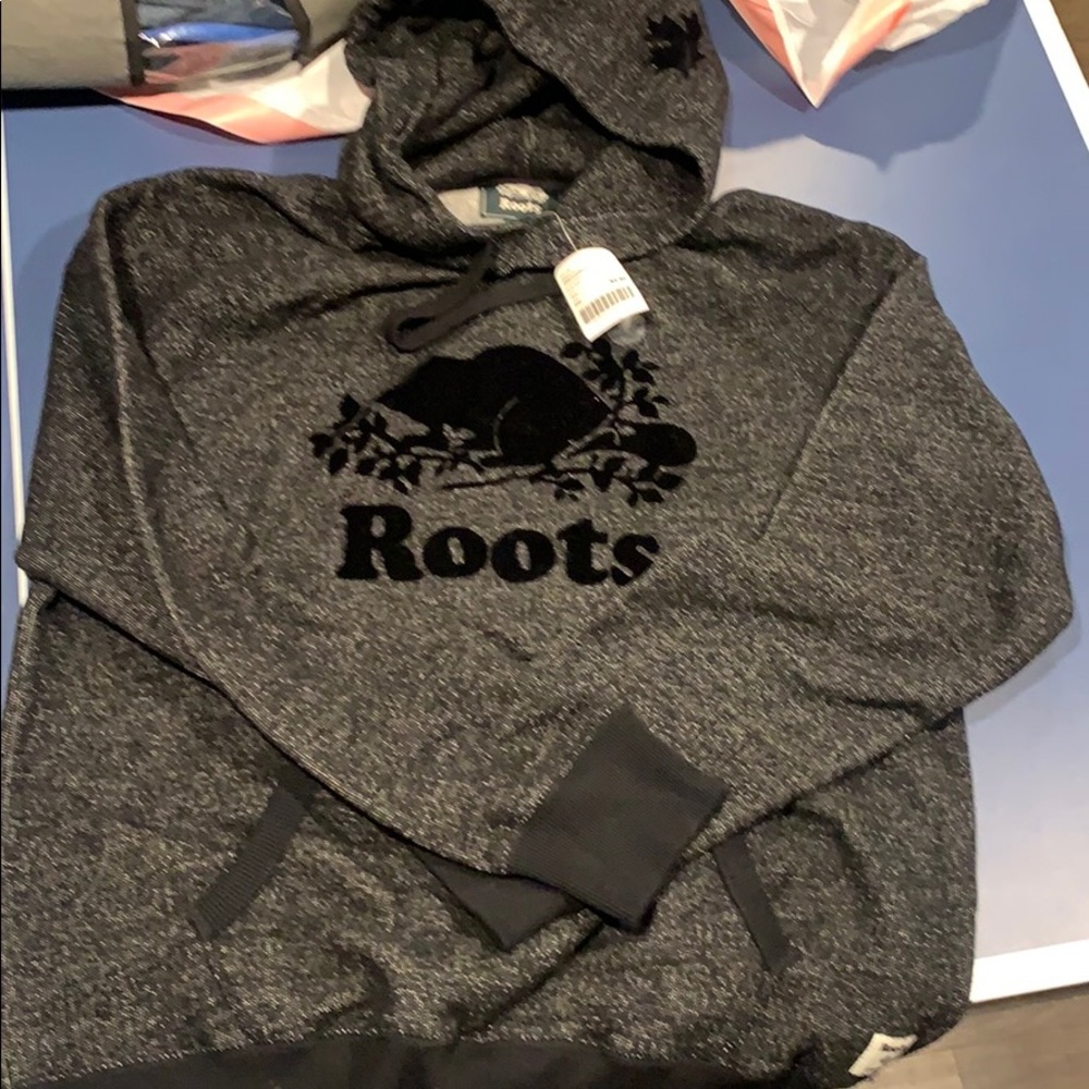 NWT Roots Kanga Hoodie